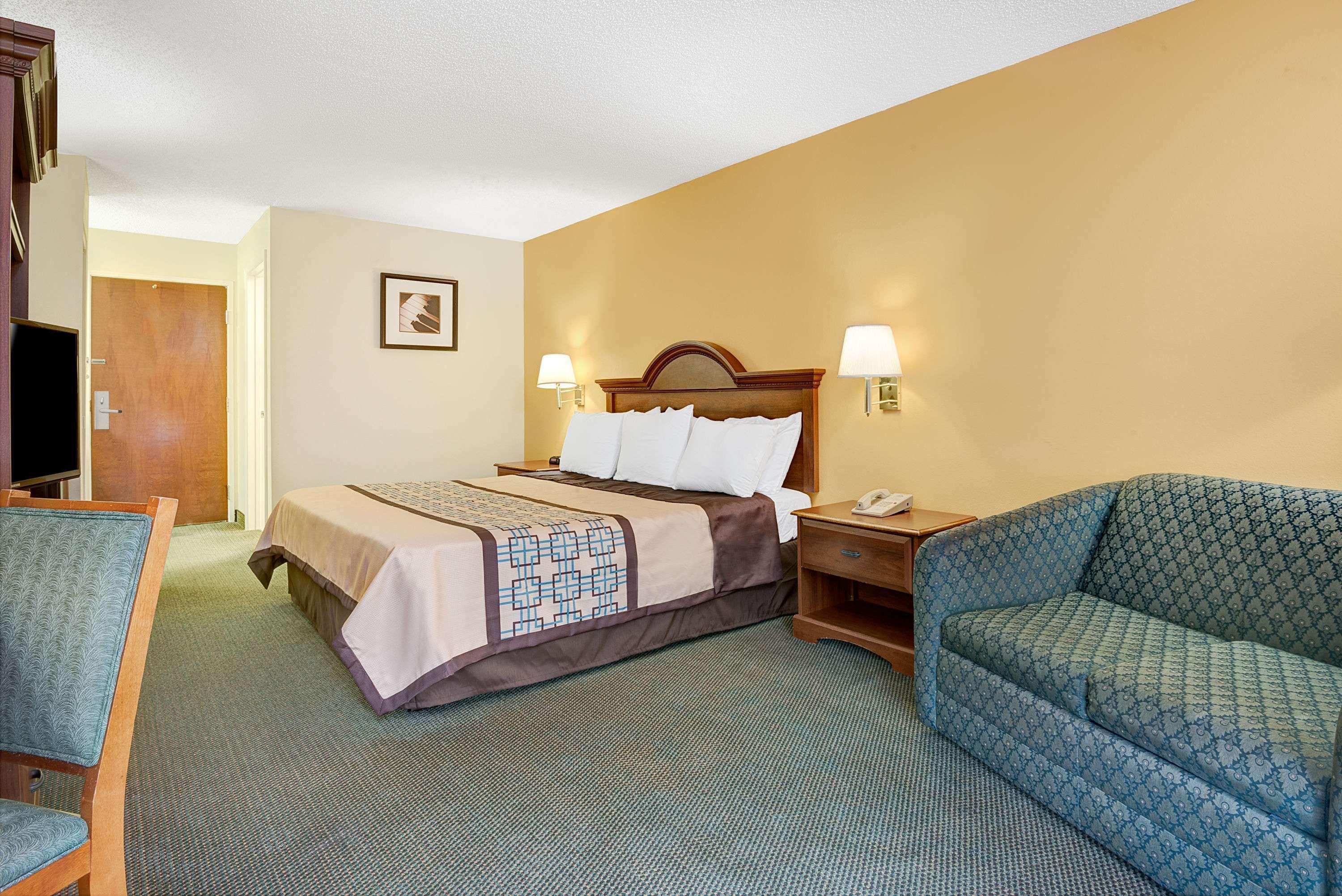Days Inn By Wyndham Burlington East Haw River Eksteriør bilde