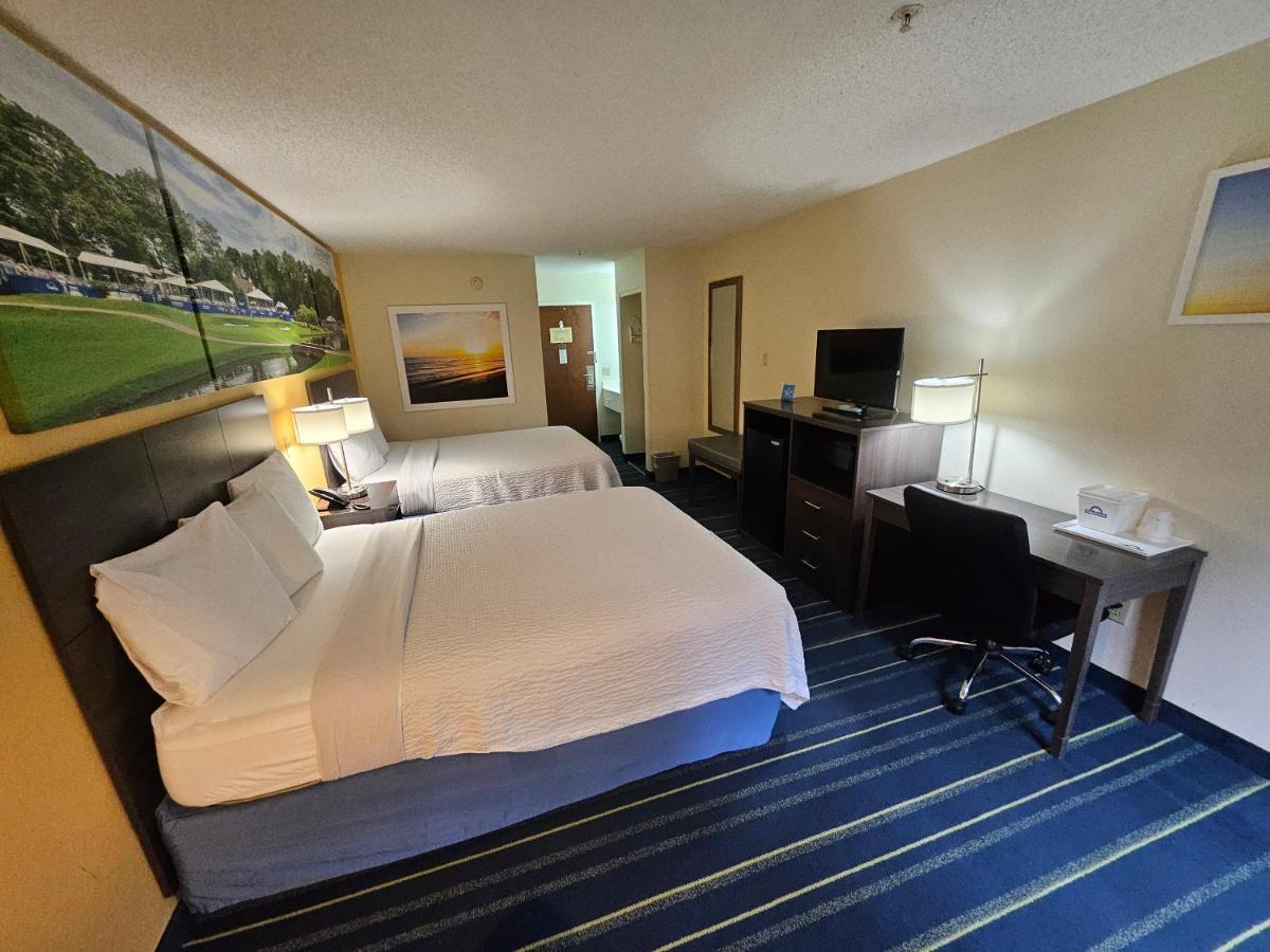 Days Inn By Wyndham Burlington East Haw River Eksteriør bilde